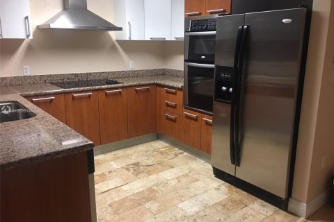 Condo in Miami, Florida, 1 bedroom  № 10968 - photo 9