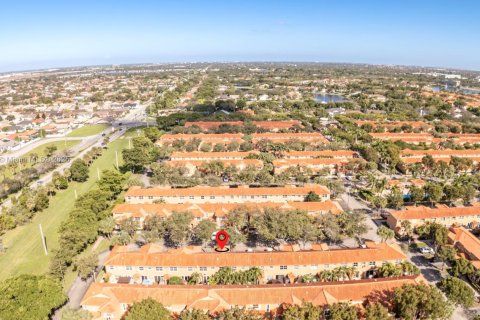 Condo in Miami Lakes, Florida, 3 bedrooms  № 1695891 - photo 3