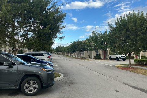 Condo in Florida City, Florida, 3 bedrooms  № 2004782