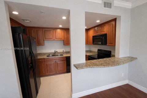 Copropriété à vendre à Coral Gables, Floride: 2 chambres, 104.79 m2 № 2024585 - photo 24