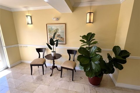 Copropriété à vendre à Coral Gables, Floride: 2 chambres, 104.79 m2 № 2024585 - photo 16