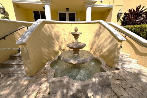Copropriété à vendre à Coral Gables, Floride: 2 chambres, 104.79 m2 № 2024585 - photo 6