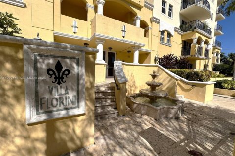 Copropriété à vendre à Coral Gables, Floride: 2 chambres, 104.79 m2 № 2024585 - photo 7