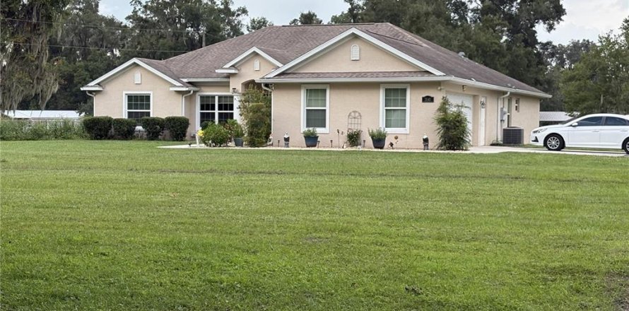 Casa en Anthony, Florida 3 dormitorios, 225.1 m2 № 2381142
