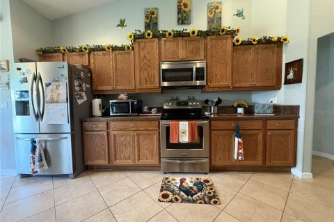 Casa en venta en Anthony, Florida, 3 dormitorios, 225.1 m2 № 2381142 - foto 10
