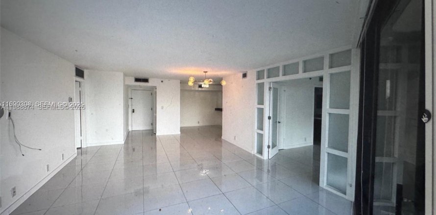Condo à Miami, Floride, 2 chambres № 2186436
