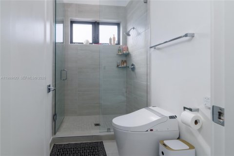 Villa ou maison à vendre à Doral, Floride: 4 chambres, 345.04 m2 № 2051655 - photo 25