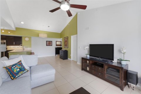 Купить кондоминиум в Дейви, Флорида 3 спальни, 122.07м2, № 2051897 - фото 8
