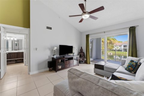 Купить кондоминиум в Дейви, Флорида 3 спальни, 122.07м2, № 2051897 - фото 7