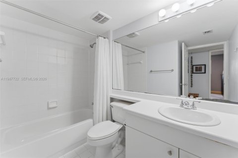 Купить кондоминиум в Дейви, Флорида 3 спальни, 122.07м2, № 2051897 - фото 25