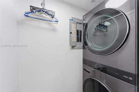 Купить кондоминиум в Дейви, Флорида 3 спальни, 122.07м2, № 2051897 - фото 15