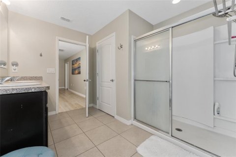 House in Kissimmee, Florida 5 bedrooms, 229.38 sq.m. № 1912841 - photo 27