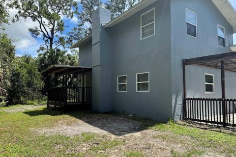 House in North Port, Florida 3 bedrooms, 162.58 sq.m. № 1919553 - photo 4