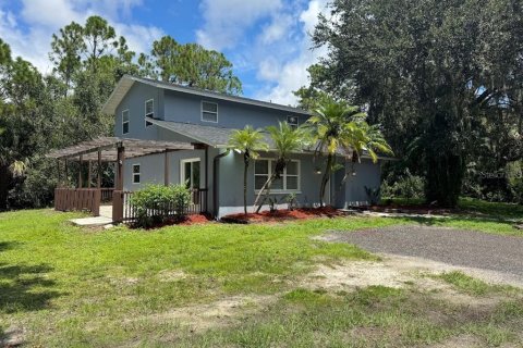 House in North Port, Florida 3 bedrooms, 162.58 sq.m. № 1919553 - photo 1