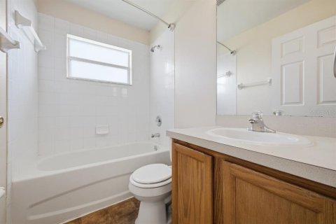 Villa ou maison à vendre à Zephyrhills, Floride: 3 chambres, 142.05 m2 № 2149941 - photo 30