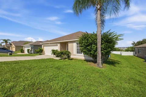 Villa ou maison à vendre à Zephyrhills, Floride: 3 chambres, 142.05 m2 № 2149941 - photo 8