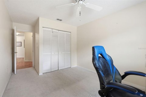 Condo in New Port Richey, Florida, 2 bedrooms № 2095501 - photo 26