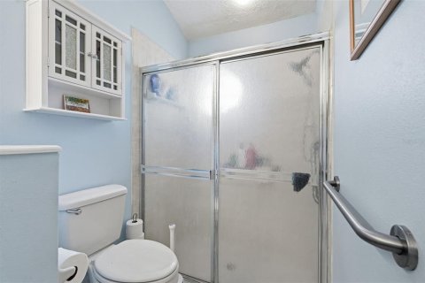 Condo in New Port Richey, Florida, 2 bedrooms № 2095501 - photo 23