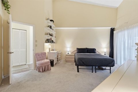 Condo in New Port Richey, Florida, 2 bedrooms № 2095501 - photo 21