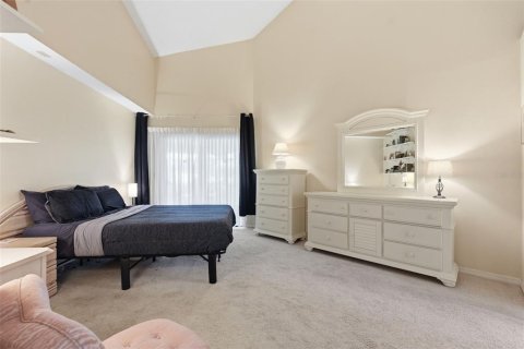 Condo in New Port Richey, Florida, 2 bedrooms № 2095501 - photo 19