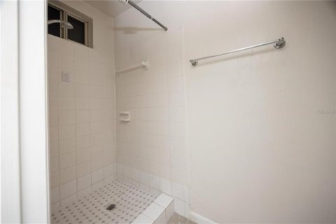 Condominio en venta en Gainesville, Florida, 4 dormitorios, 152.17 m2 № 1560013 - foto 11