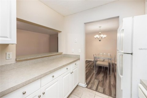 Condominio en venta en Gainesville, Florida, 4 dormitorios, 152.17 m2 № 1560013 - foto 6