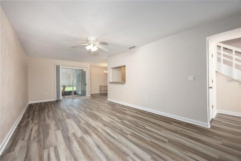 Condominio en venta en Gainesville, Florida, 4 dormitorios, 152.17 m2 № 1560013 - foto 27