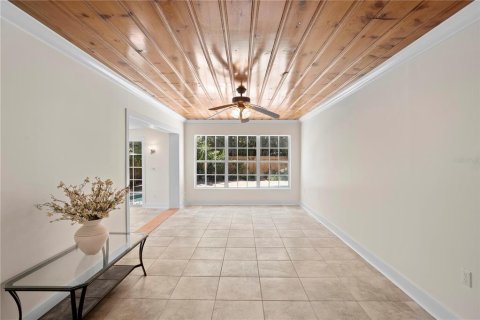 Casa en venta en Tampa, Florida, 3 dormitorios, 153.75 m2 № 1735343 - foto 19