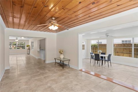 Купить виллу или дом в Тампа, Флорида 8 комнат, 153.75м2, № 1735343 - фото 21