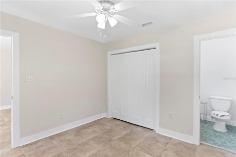 Casa en venta en Tampa, Florida, 3 dormitorios, 153.75 m2 № 1735343 - foto 27