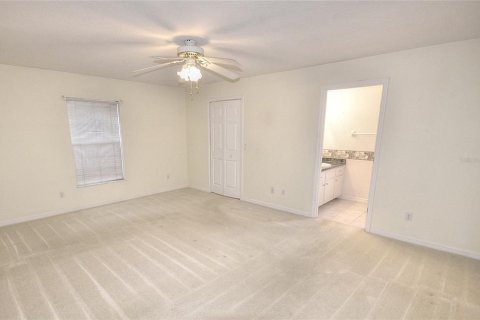 House in Edgewater, Florida 3 bedrooms, 140.65 sq.m. № 1804732 - photo 11
