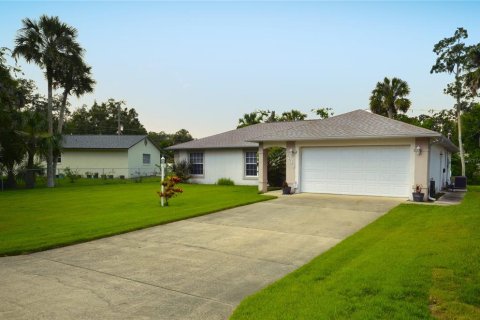 House in Edgewater, Florida 3 bedrooms, 140.65 sq.m. № 1804732 - photo 2