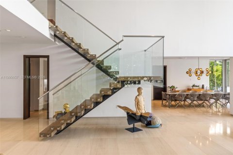 Villa ou maison à vendre à Golden Beach, Floride: 7 chambres, 530.75 m2 № 2057496 - photo 21