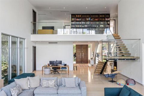 Villa ou maison à vendre à Golden Beach, Floride: 7 chambres, 530.75 m2 № 2057496 - photo 10