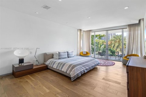 Villa ou maison à vendre à Golden Beach, Floride: 7 chambres, 530.75 m2 № 2057496 - photo 25