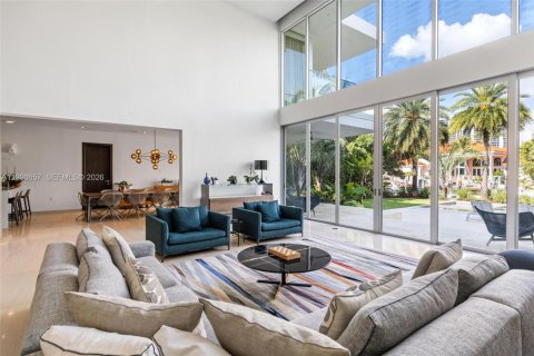 Villa ou maison à vendre à Golden Beach, Floride: 7 chambres, 530.75 m2 № 2057496 - photo 9