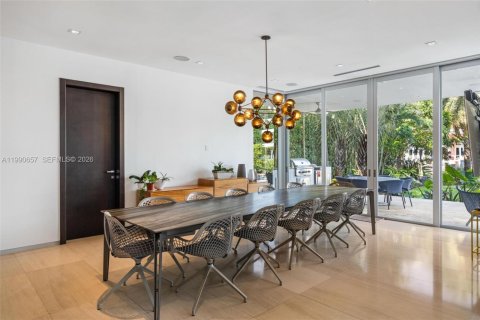 Villa ou maison à vendre à Golden Beach, Floride: 7 chambres, 530.75 m2 № 2057496 - photo 12