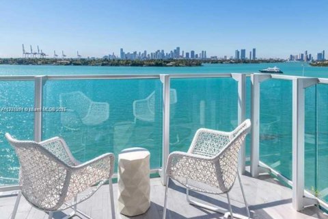 Copropriété à vendre à Miami Beach, Floride: 1 chambre, 64.47 m2 № 1863416 - photo 10