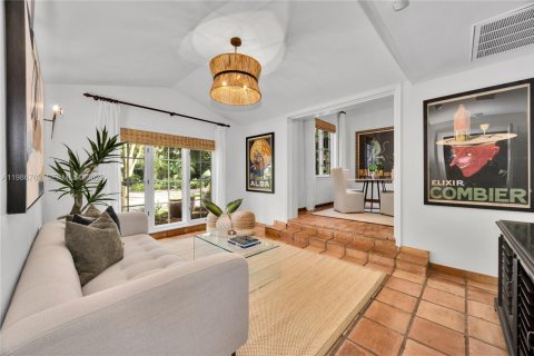 Casa en venta en Miami, Florida, 4 dormitorios, 252.04 m2 № 2044933 - foto 15