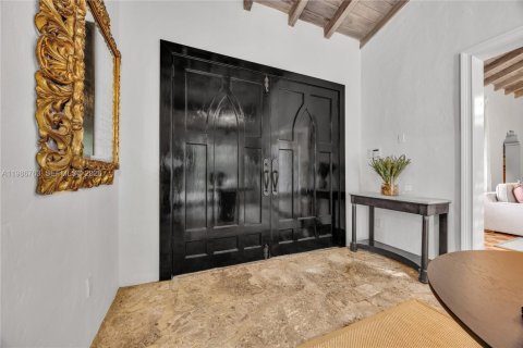 Casa en venta en Miami, Florida, 4 dormitorios, 252.04 m2 № 2044933 - foto 29