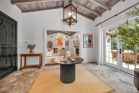 Casa en venta en Miami, Florida, 4 dormitorios, 252.04 m2 № 2044933 - foto 30