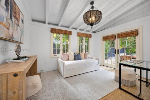 Casa en venta en Miami, Florida, 4 dormitorios, 252.04 m2 № 2044933 - foto 20