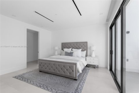 Casa en venta en Fort Lauderdale, Florida, 4 dormitorios № 1699097 - foto 15
