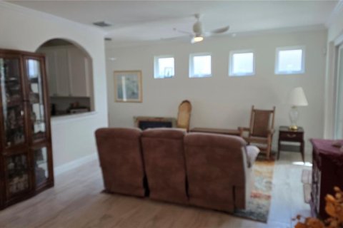 House in Winter Springs, Florida 3 bedrooms, 164.07 sq.m. № 1810190 - photo 7