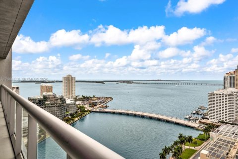 Copropriété à louer à Miami, Floride: 2 chambres, 141.03 m2 № 2170892 - photo 2
