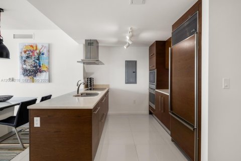 Copropriété à louer à Miami, Floride: 2 chambres, 141.03 m2 № 2170892 - photo 19