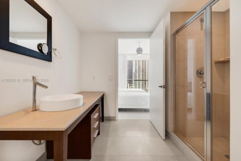 Copropriété à louer à Miami, Floride: 2 chambres, 141.03 m2 № 2170892 - photo 16