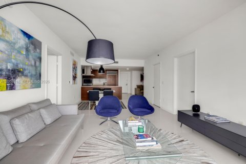 Copropriété à louer à Miami, Floride: 2 chambres, 141.03 m2 № 2170892 - photo 9