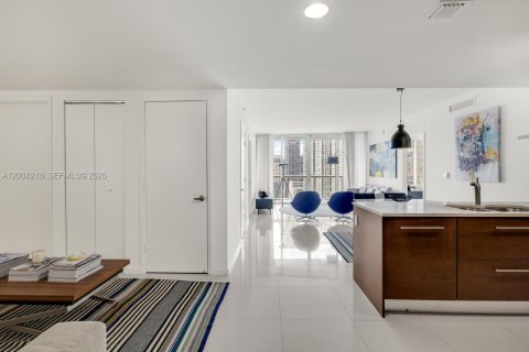 Copropriété à louer à Miami, Floride: 2 chambres, 141.03 m2 № 2170892 - photo 18
