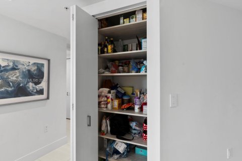 Купить кондоминиум в Санни-Айлс-Бич, Флорида 3 спальни, 175.77м2, № 2026132 - фото 6